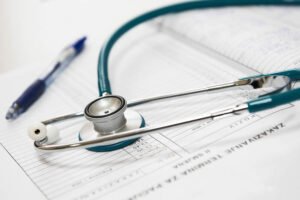 Prontuário médico - Documentação essencial para prova